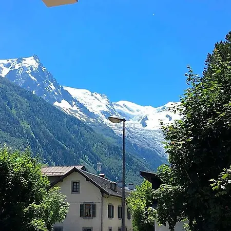 Aiguille Verte & Chamonix