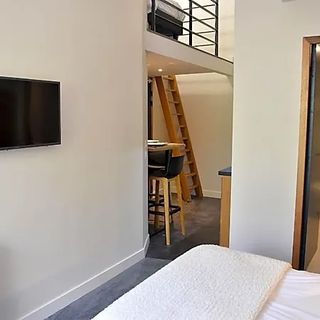 Aiguille Verte & Apartmanhotel 3*