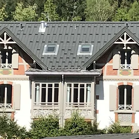 Hotel apartamentowy Aiguille Verte &