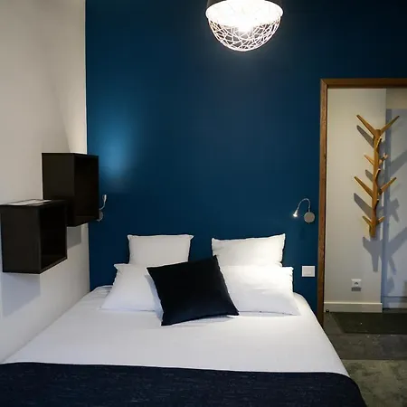 Aiguille Verte & アパートホテル シャモニー