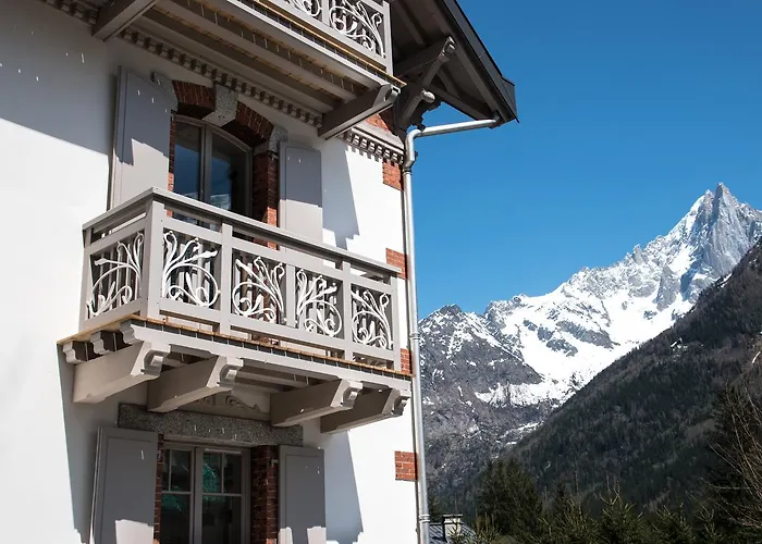 Aiguille Verte & Aparthotel Chamonix